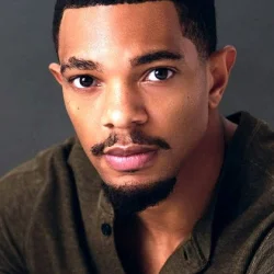 Xavier Mills