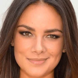 Янина Узе
