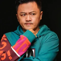 Yilun Xue