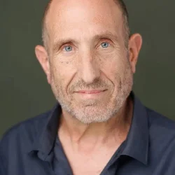 Yoav Hayt