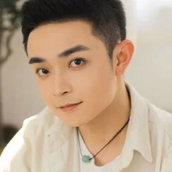 Zhengjian Hu