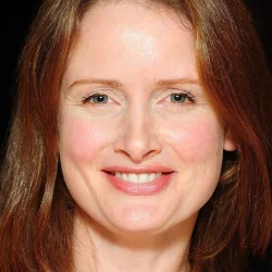Zoe Telford