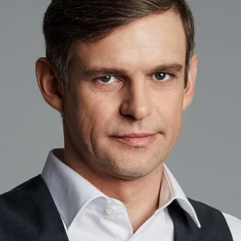 Zsolt Zayzon