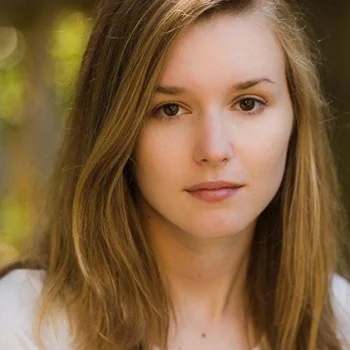 Zoë Harding